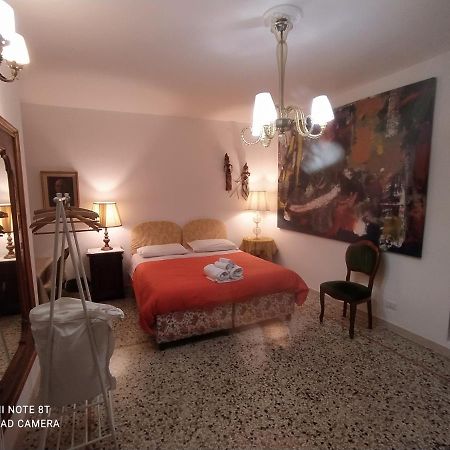 Casa Gialla Venezia Esterno foto