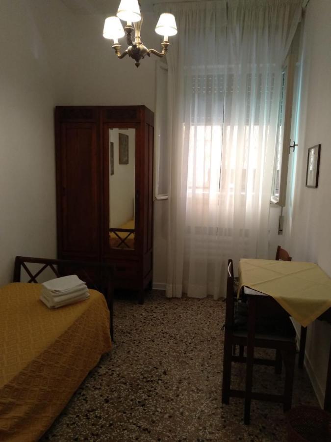 Casa Gialla Venezia Esterno foto