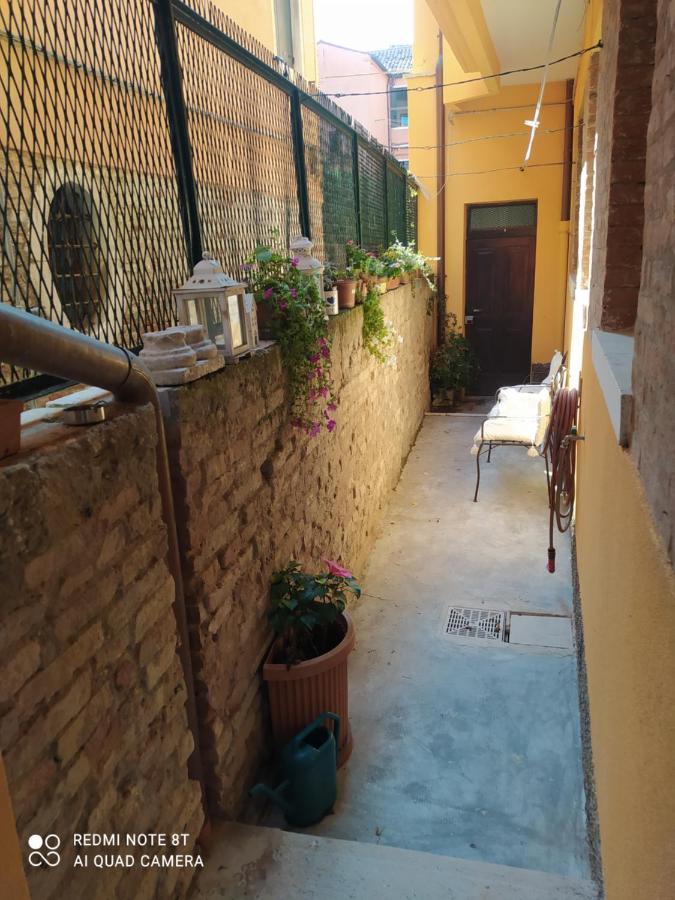 Casa Gialla Venezia Esterno foto