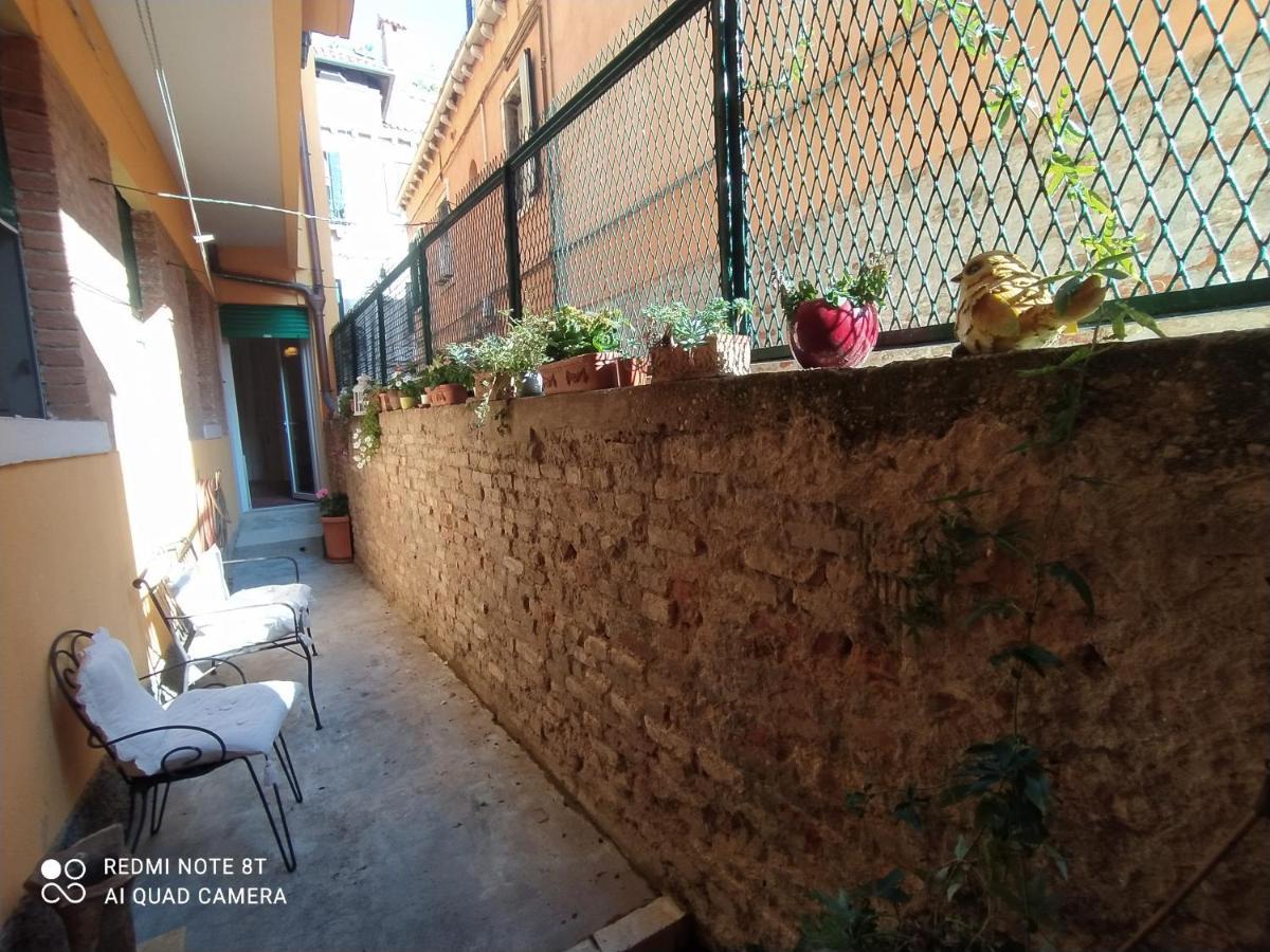 Casa Gialla Venezia Esterno foto