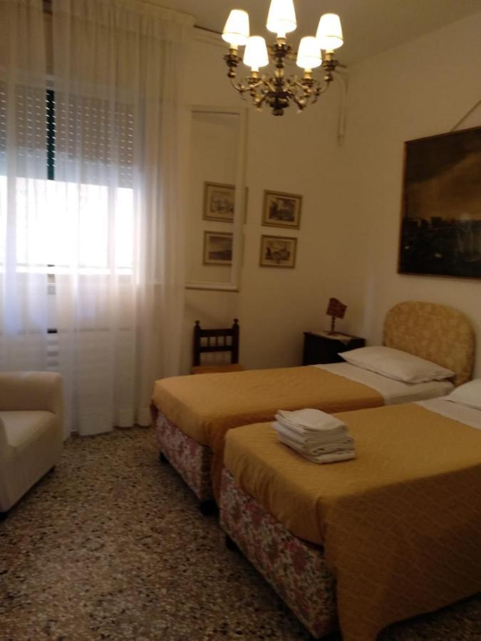 Casa Gialla Venezia Esterno foto