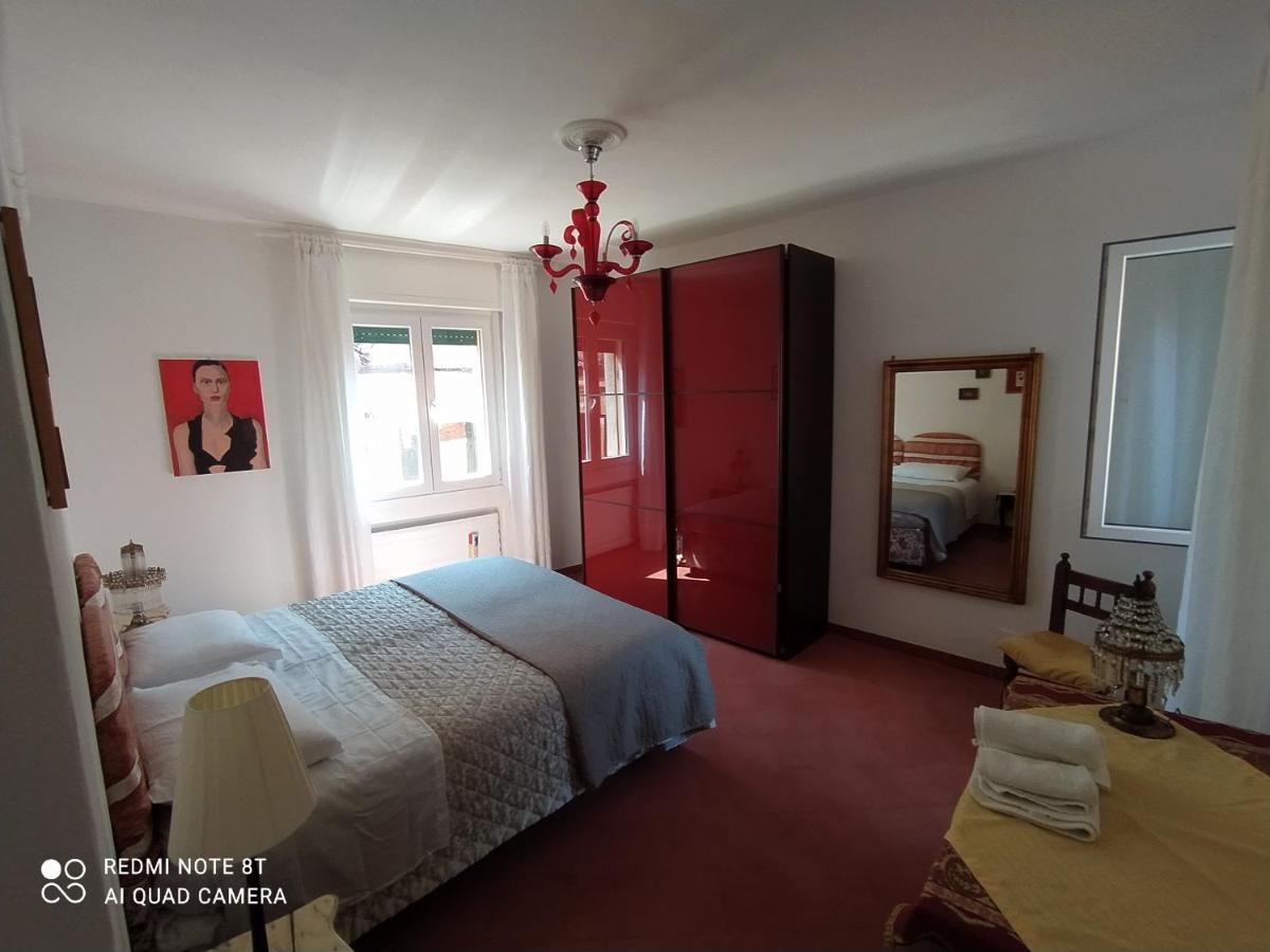 Casa Gialla Venezia Esterno foto